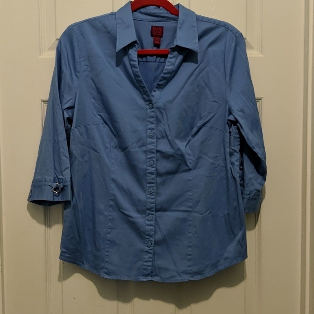212 Collection blue stretch top  Sz L